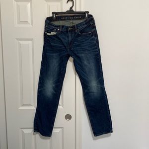 American Eagle Slim Straight Jean! Size 32/32